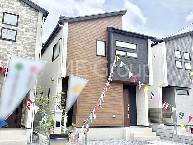 洗練された外観、上質な住空間が広がる室内は永く安心して過ごせる住居です。