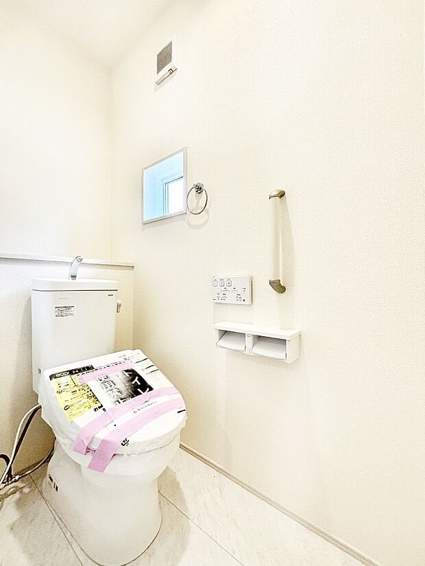 トイレは1階と2階それぞれに配置されていてとても便利です。