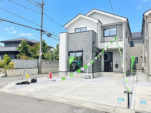 たっぷりの陽光と心地よい風が舞い込む住まい