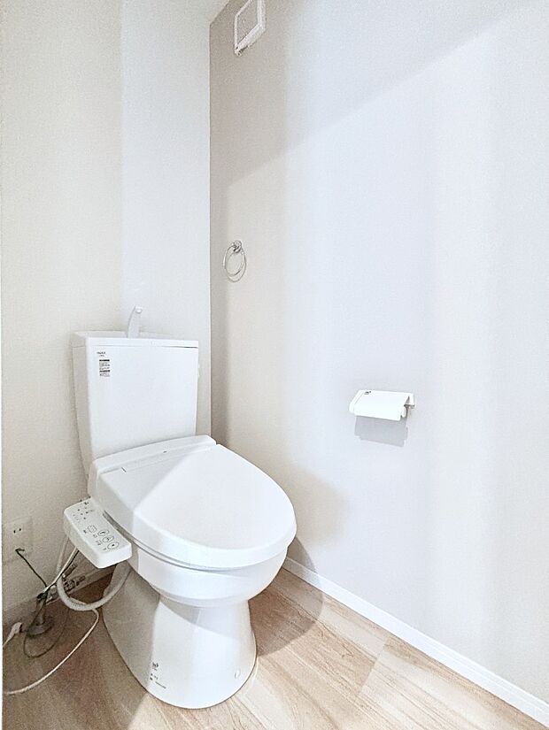 トイレは1階と2階それぞれに配置されていてとても便利です。