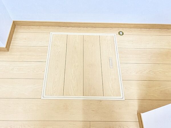 床下収納付き！日用品・非常用品の収納にも大活躍。
