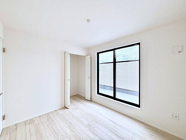 収納が充実しているので居住スペースを広々使えます