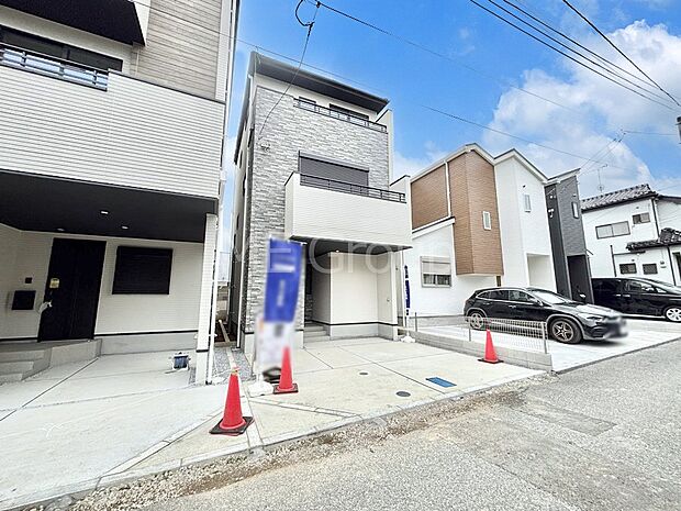 たっぷりの陽光と心地よい風が舞い込む住まい