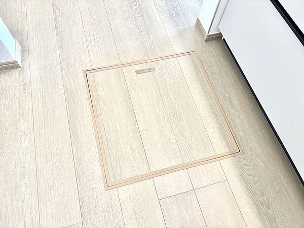 床下収納付き！日用品・非常用品の収納にも大活躍。