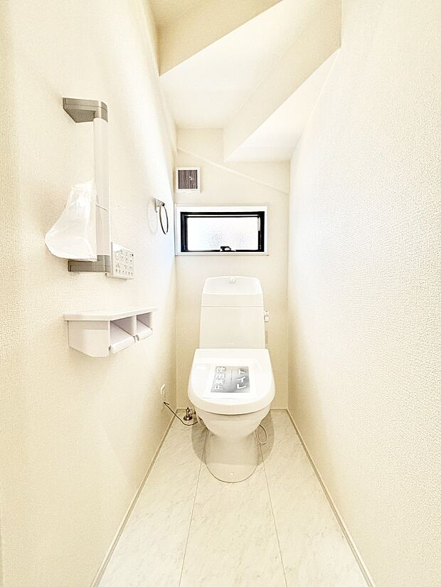 トイレは安心の2箇所!朝のバタバタも一安心です。