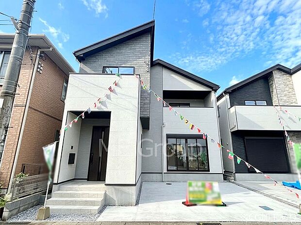 たっぷりの陽光と心地よい風が舞い込む住まい