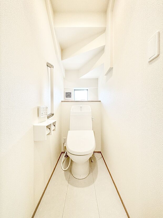 トイレは安心の2箇所!朝のバタバタも一安心です。