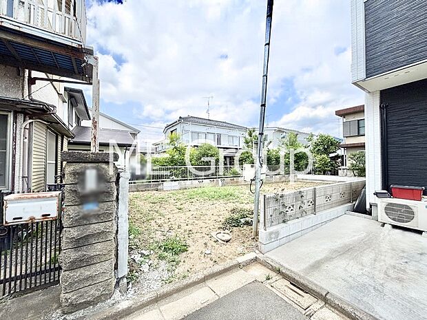 たっぷりの陽光と開放感に包まれる明るい住まい  