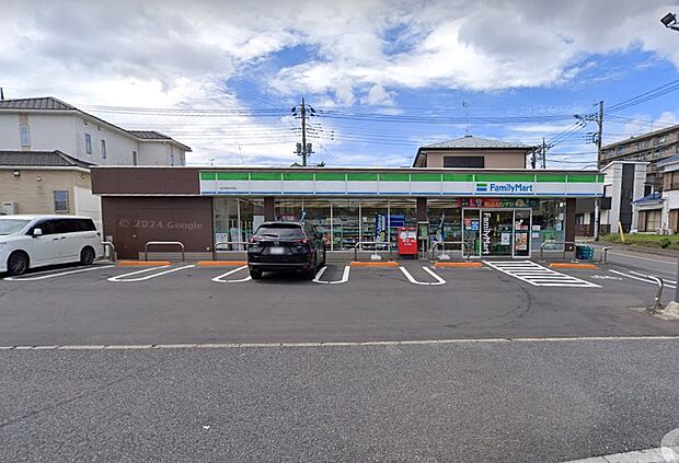 コンビニ 83m ファミリーマート 松戸柿の木店
