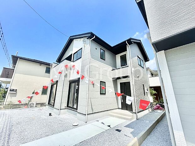 洗練された外観、上質な住空間が広がる室内は永く安心して過ごせる住居です。