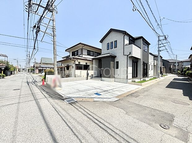 角地なので日当たりも良く、お家が堂々として見えます。