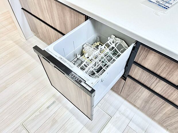 面倒なお片づけは食洗機にお任せ!家事の負担が減って、時間にも気持ちにもゆとりができます。