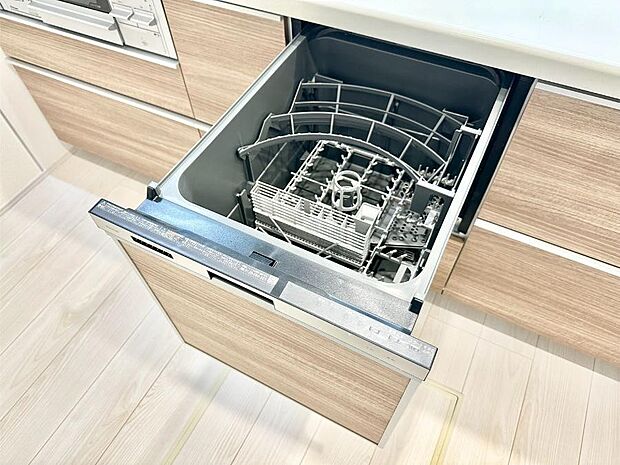 面倒なお片づけは食洗機にお任せ!家事の負担が減って、時間にも気持ちにもゆとりができます。