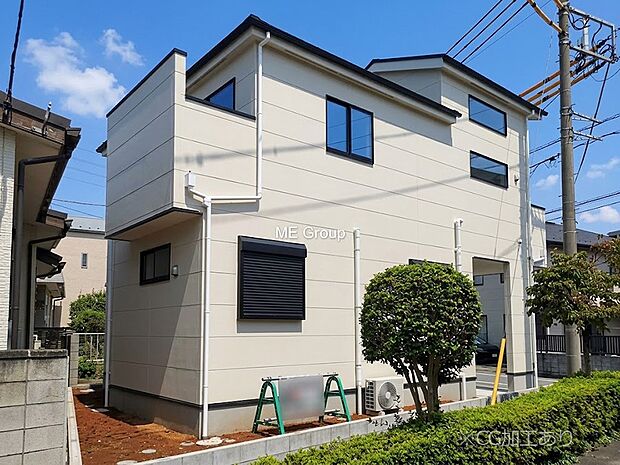たっぷりの陽光と開放感に包まれる明るい住まい