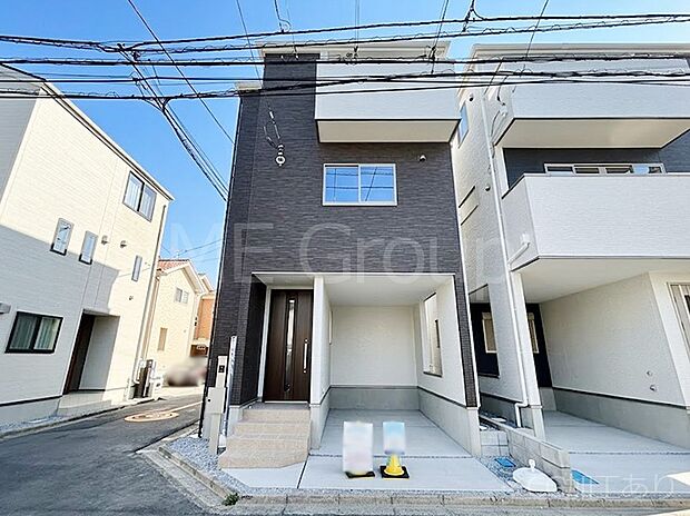 たっぷりの陽光と開放感に包まれる明るい住まい