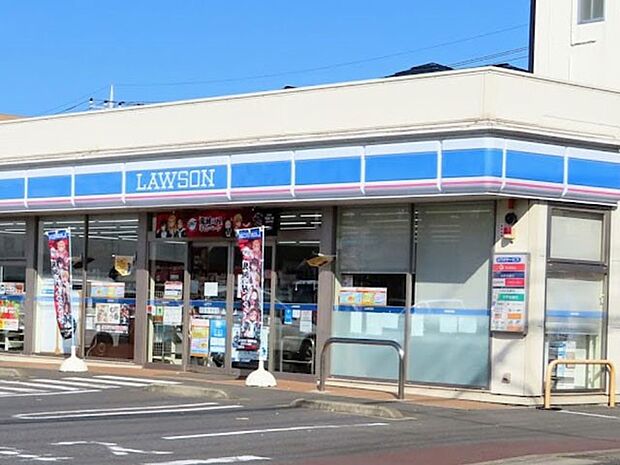 コンビニ 650m ローソン 松戸六実六丁目店