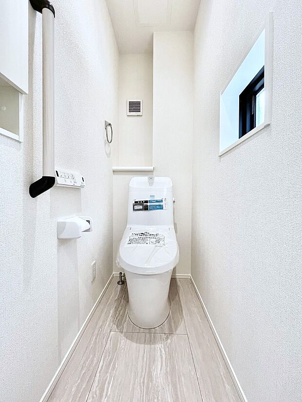 トイレは1階と2階それぞれに配置されていてとても便利です。