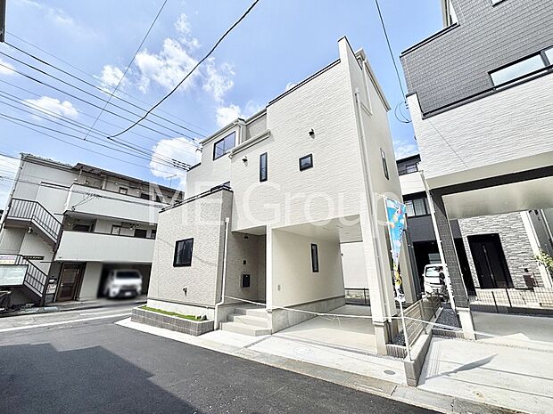 暮らしやすさと居心地の良さにこだわったシンプルで飽きのこないデザイン !