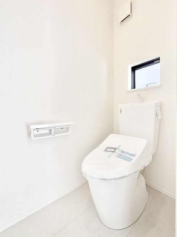 トイレは安心の2箇所!朝のバタバタも一安心です。