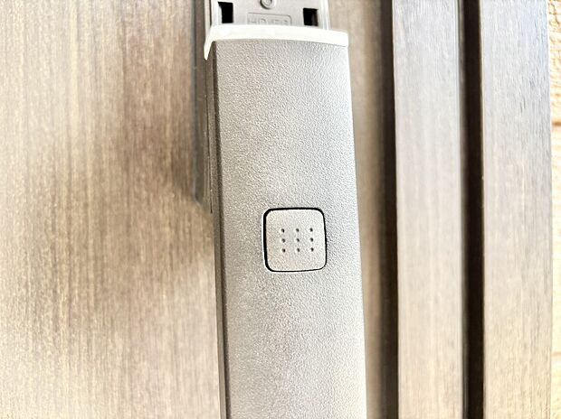 ラクラク開錠!スマートコントロールキー。
