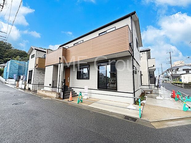 溢れる陽光でご家族の笑顔も輝く