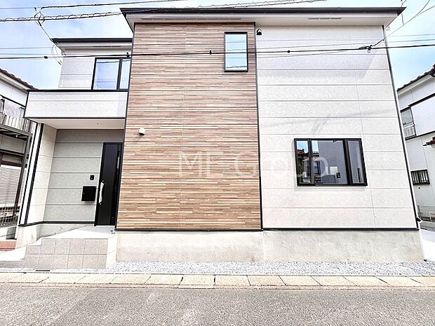 たっぷりの陽光と心地よい風が舞い込む住まい