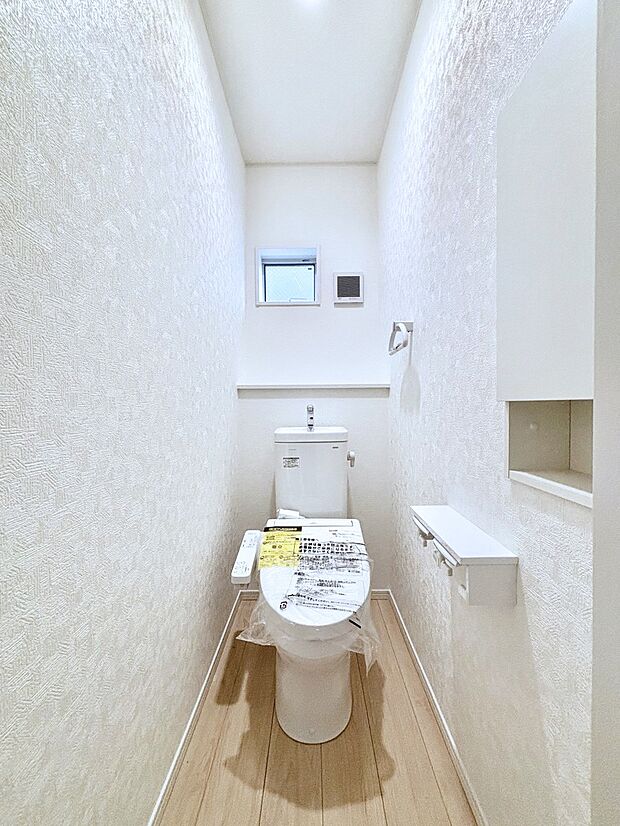 トイレは1階と2階それぞれに配置されていてとても便利です。