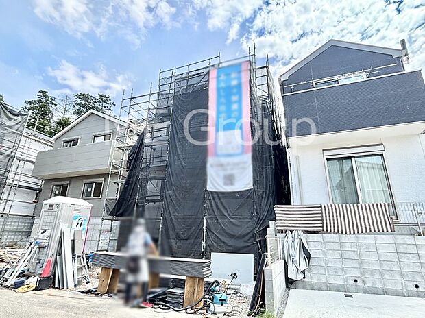 溢れる陽光でご家族の笑顔も輝く