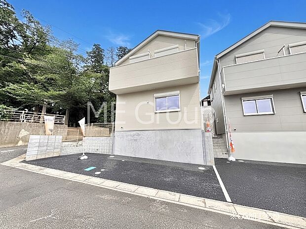 洗練された外観、上質な住空間が広がる室内は永く安心して過ごせる住居です。