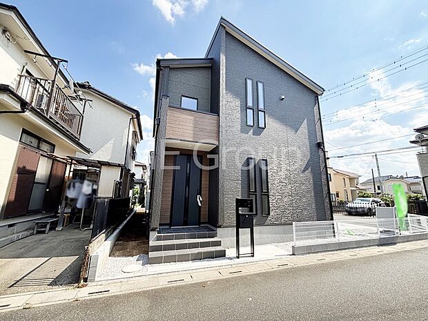 溢れる陽光でご家族の笑顔も輝く