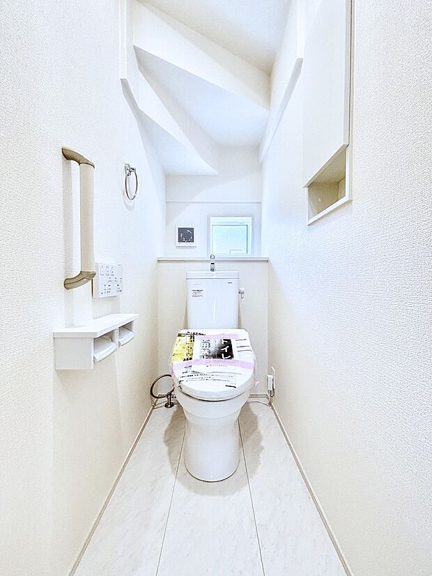 ウォシュレット付きトイレが1階と2階それぞれに配置されていてとても便利です。 