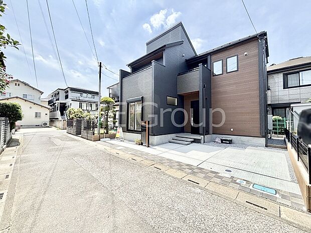 たっぷりの陽光と開放感に包まれる明るい住まい