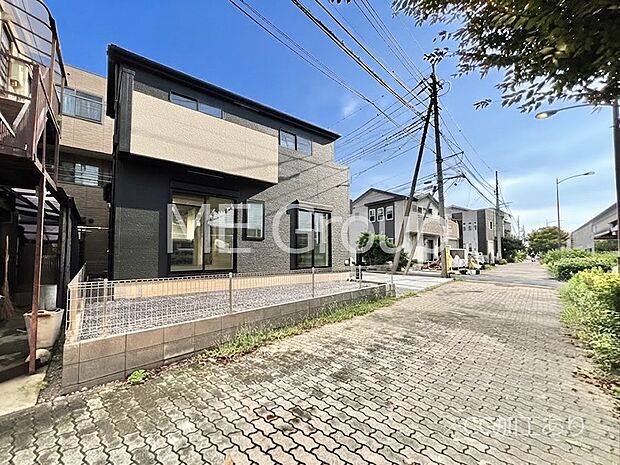暮らしやすさと居心地の良さにこだわったシンプルで飽きのこないデザイン !