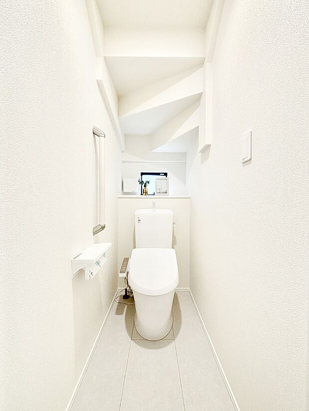トイレは安心の2箇所!朝のバタバタも一安心です。
