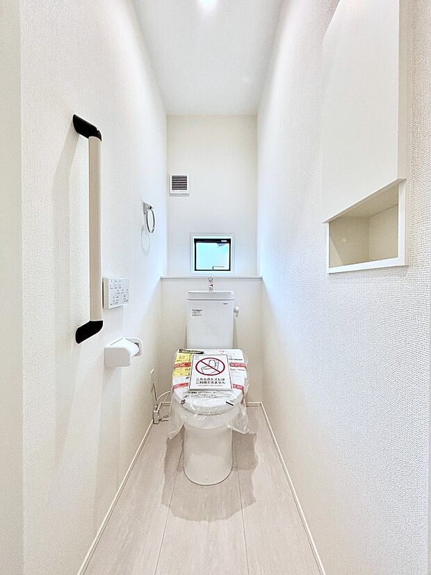 トイレは1階と2階それぞれに配置されていてとても便利です。 