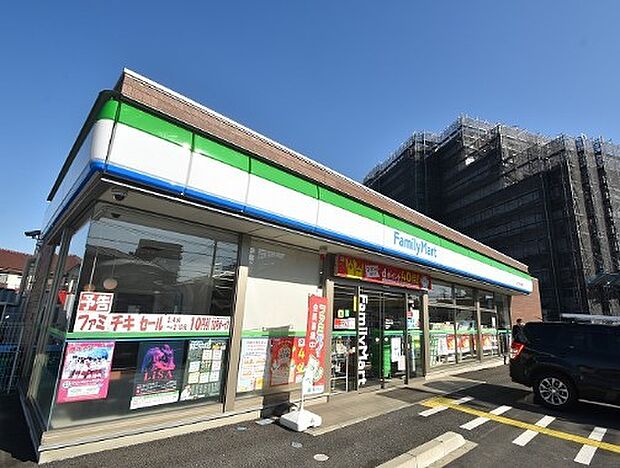コンビニ 560m ファミリーマート 富士見水谷東店