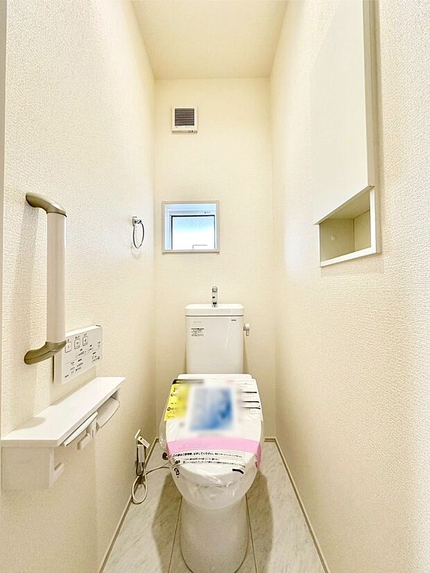 トイレは安心の2箇所！朝のバタバタも一安心です。