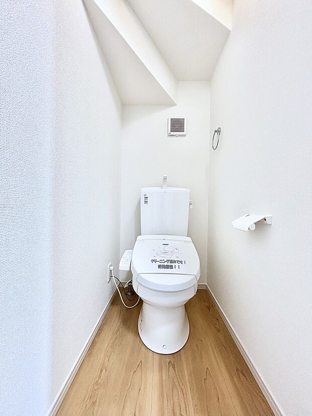 トイレは安心の2ヶ所!朝のバタバタも一安心です。