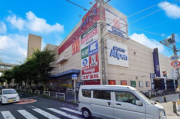 ショッピングセンター 2200m ミエルかわぐち