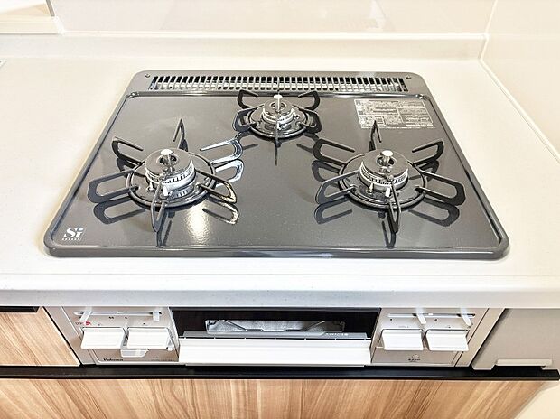三口ガスコンロでお料理が一気にはかどりそう。  