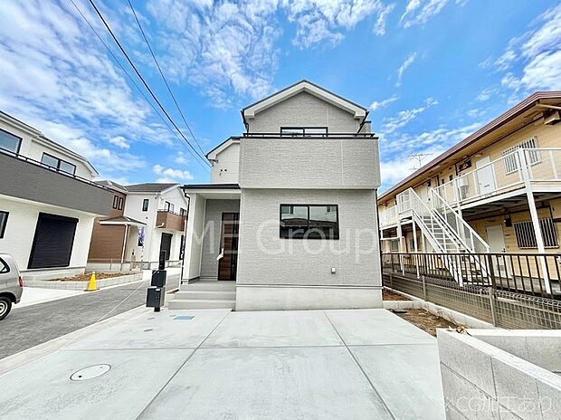 洗練された外観、上質な住空間が広がる室内は永く安心して過ごせる住居です。 