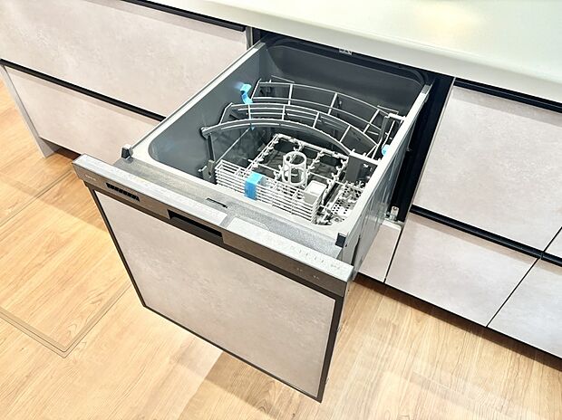 面倒なお片づけは食洗機にお任せ!家事の負担が減って、時間にも気持ちにもゆとりができます。