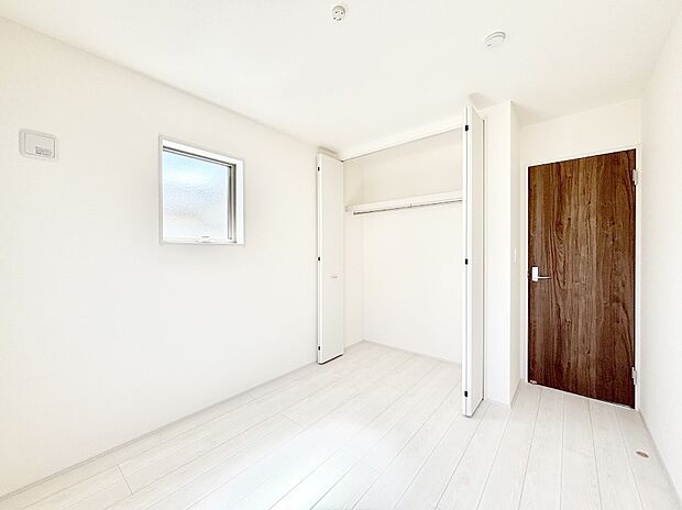 子ども部屋にぴったりの明るい空間。