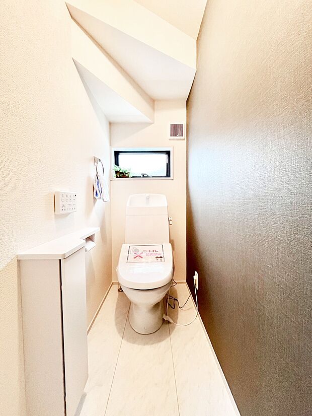 トイレは安心の2箇所!朝のバタバタも一安心です。
