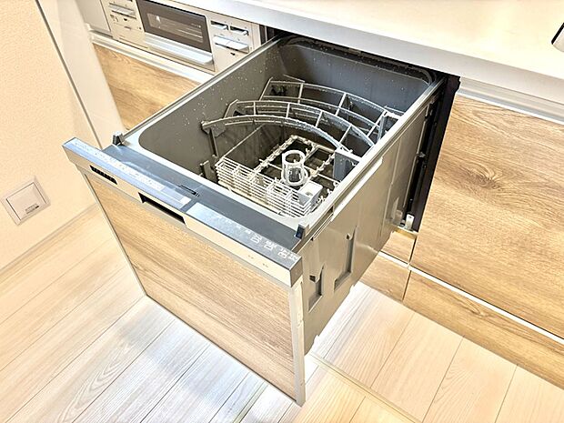 面倒なお片づけは食洗機にお任せ!家事の負担が減って、時間にも気持ちにもゆとりができます。