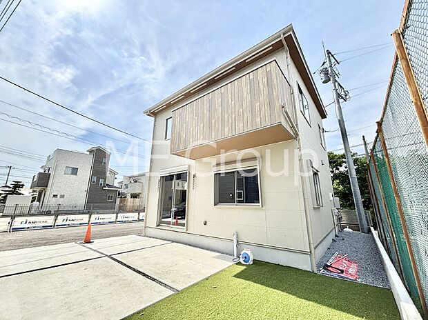 たっぷりの陽光と心地よい風が舞い込む住まい