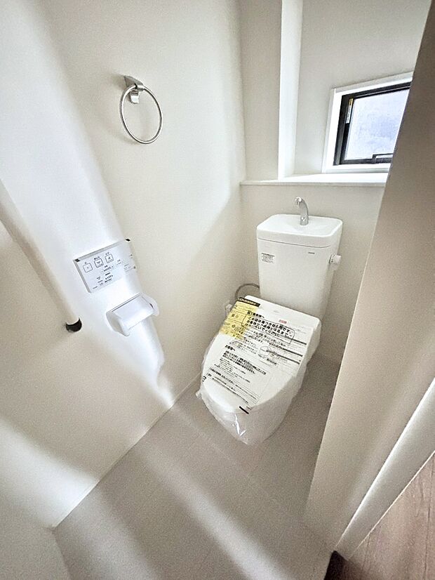 トイレは1階と2階それぞれに配置されていてとても便利です。