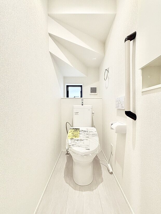 トイレは安心の2箇所!朝のバタバタも一安心です。