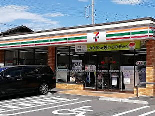 コンビニ 386m セブン-イレブン 越谷登戸町店