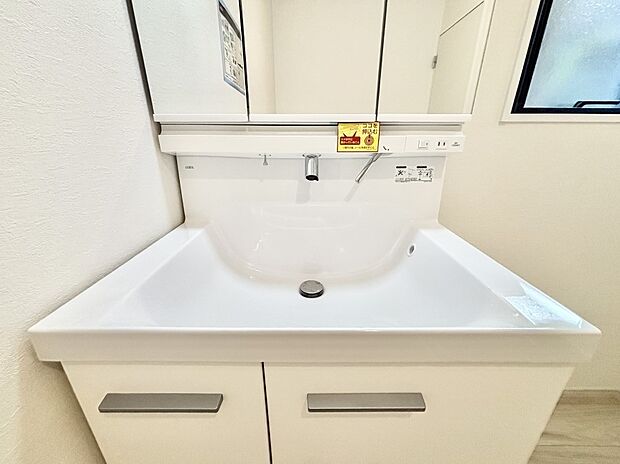 ハンドシャワー付き!使いやすい洗面台。